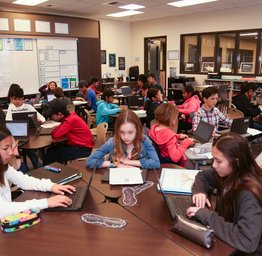 students using chromebooks
